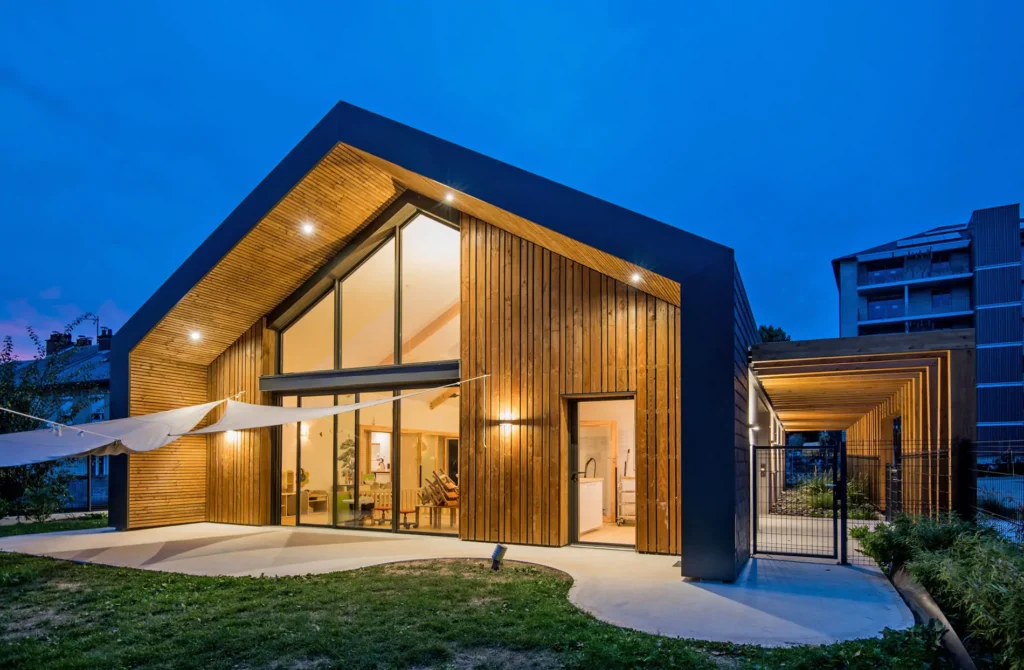 01a MICRO CRECHE GOURGAN BEDRUNE ARCHITECTES